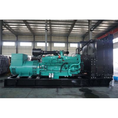 1200kw重慶康明斯柴油發(fā)電機(jī)組-重慶康明斯16缸柴油機(jī)KTA50-G8柴油發(fā)電機(jī)組,缸徑/行程：159/159mm,柴油發(fā)電機(jī)組水冷發(fā)動(dòng)機(jī)功率1429KW,柴油發(fā)電機(jī)組配套馬拉松斯坦福發(fā)電機(jī)。廠價(jià)直銷歡迎選購(gòu)：13773399855。