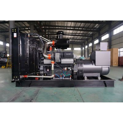 500kw申動柴油發電機組-申動12缸柴油機SDV550柴油發電機組,缸徑/行程：135/155mm,柴油發電機組水冷發動機功率550KW,柴油發電機組配套馬拉松斯坦福發電機。廠價直銷歡迎選購：13773399855。
