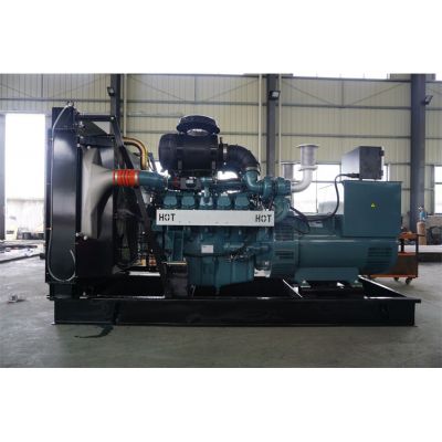 500kw斗山大宇柴油發(fā)電機組-斗山大宇10缸柴油機DP180LA柴油發(fā)電機組,缸徑/行程：128/142mm,柴油發(fā)電機組水冷發(fā)動機功率552KW,柴油發(fā)電機組配套馬拉松斯坦福發(fā)電機。廠價直銷歡迎選購：13773399855。