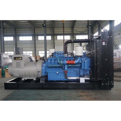 500kw奔馳柴油發(fā)電機(jī)組-奔馳12缸柴油機(jī)12V1600G20F柴油發(fā)電機(jī)組,缸徑/行程：122/150mm,柴油發(fā)電機(jī)組水冷發(fā)動(dòng)機(jī)功率576KW,柴油發(fā)電機(jī)組配套馬拉松斯坦福發(fā)電機(jī)。廠價(jià)直銷歡迎選購：13773399855。