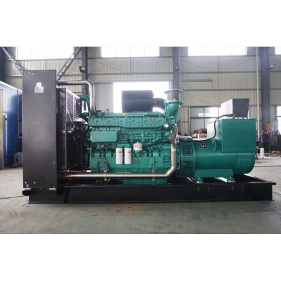 600kw玉柴柴油發(fā)電機(jī)組-玉柴6缸柴油機(jī)YC6TD840-D31柴油發(fā)電機(jī)組,缸徑/行程：152/180mm,柴油發(fā)電機(jī)組水冷發(fā)動(dòng)機(jī)功率616KW,柴油發(fā)電機(jī)組配套馬拉松斯坦福發(fā)電機(jī)。廠價(jià)直銷(xiāo)歡迎選購(gòu)：13773399855。