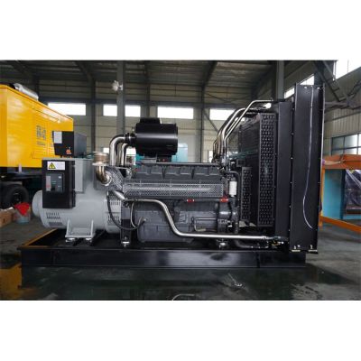 600kw無(wú)錫動(dòng)力柴油發(fā)電機(jī)組-無(wú)錫動(dòng)力12缸柴油機(jī)WD269TAD56柴油發(fā)電機(jī)組,缸徑/行程：138/150mm,柴油發(fā)電機(jī)組水冷發(fā)動(dòng)機(jī)功率616KW,柴油發(fā)電機(jī)組配套馬拉松斯坦福發(fā)電機(jī)。廠價(jià)直銷歡迎選購(gòu)：13773399855。