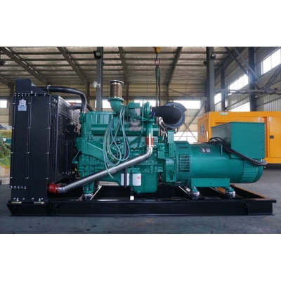 300kw玉柴柴油發(fā)電機組-玉柴6缸柴油機YC6MJ500L-D21柴油發(fā)電機組,缸徑/行程：131/145mm,柴油發(fā)電機組水冷發(fā)動機功率367kW,柴油發(fā)電機組配套馬拉松斯坦福發(fā)電機。廠價直銷歡迎選購：13773399855。